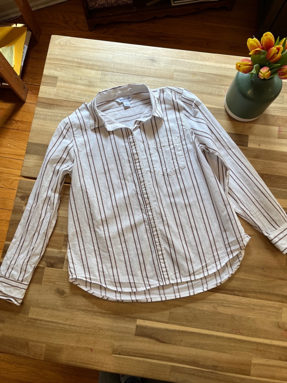 Old Navy Cream Shirt with Brown Stripes - Picture 4 of 4